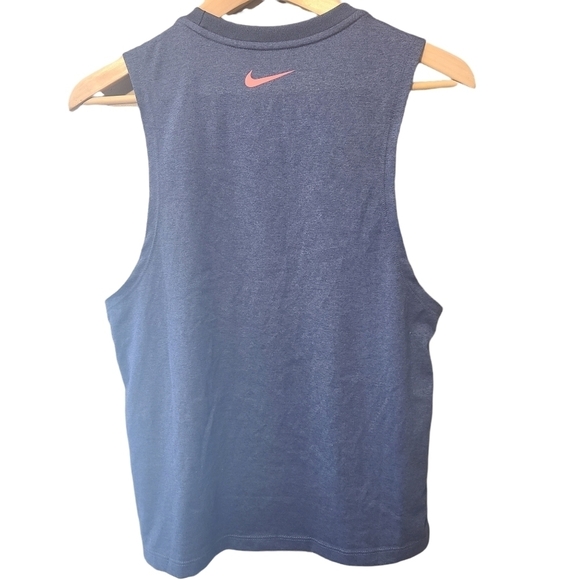 Nike Dri-Fit Bring on the burn gray pink tanktop sleeveless tshirt  muscle shirt - Picture 5 of 7